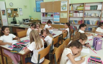 Posjet prvaša školskoj knjižnici