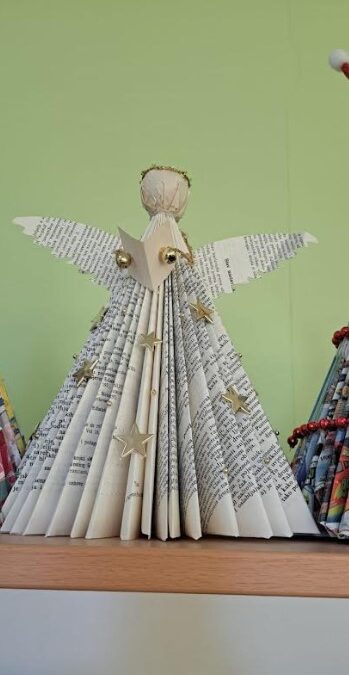 Božićna prodajna izložba