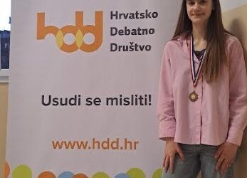 Učenici Debatnog kluba osvojili šest medalja na debatnom turniru Split Open 2026.