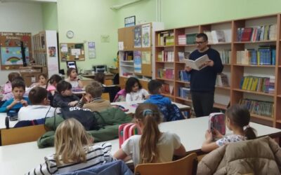 Mali knjigoljupci u čarobnom svijetu bajki